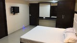 Economy Double Room, 1 King Bed, Private Bathroom