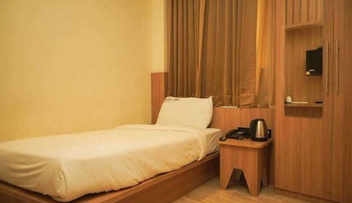 Luxury Single Room