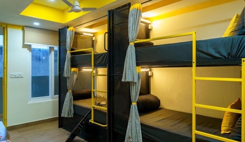 Bed in 4 Bed Mixed Dormitory