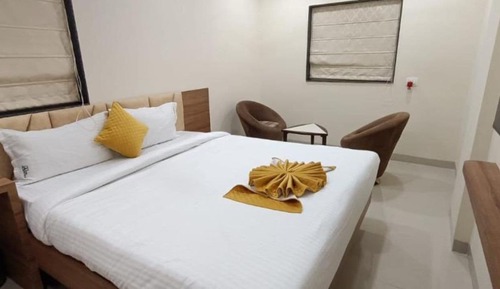 Superior Double Room, City View