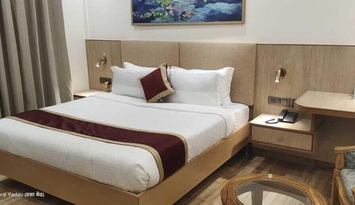 Classic Double Room, 1 King Bed, Mountain View