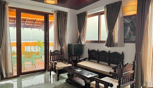 Penthouse, Beach View