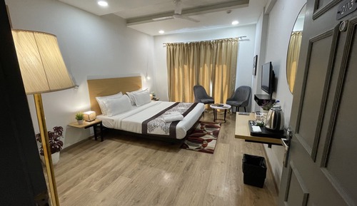 Superior Room With Balcony