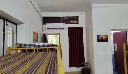 Bed in 8-Bed Mixed Dormitory Room