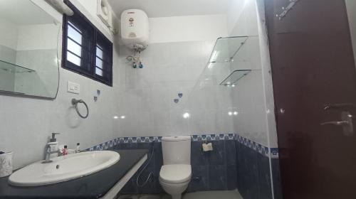 Quadruple Room with Private Bathroom