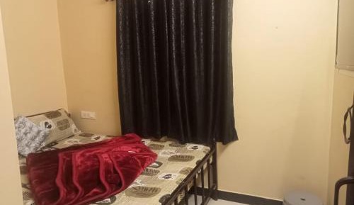 Deluxe Double Room (2 Adults + 1 Child)