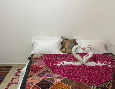 Deluxe Queen Suite