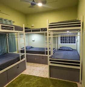 Bed in 6-Bed Mixed Dormitory Room