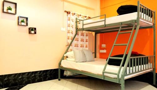 Bed in 6-Bed Mixed Dormitory Room
