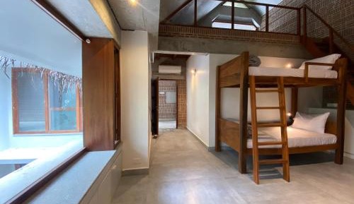 6 Bed Dorm