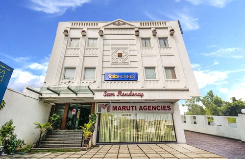 Gandhipuram Hotel | FabHotel Sam Residency Gandhipuram