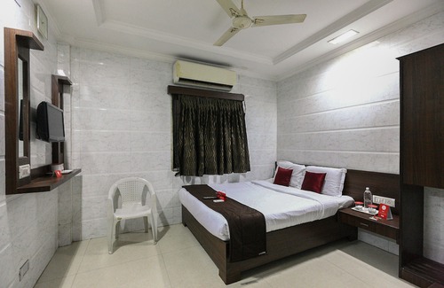 Chennai Hotel | OYO 26219 the Prince Park