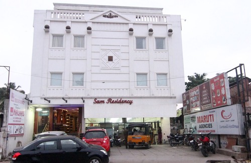 Gandhipuram Hotel | FabHotel Sam Residency Gandhipuram