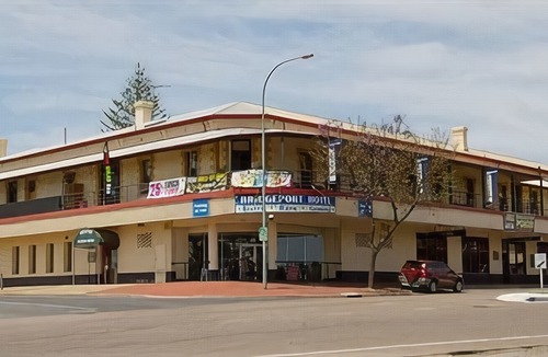Murray Bridge Hotel | Bridgeport Hotel