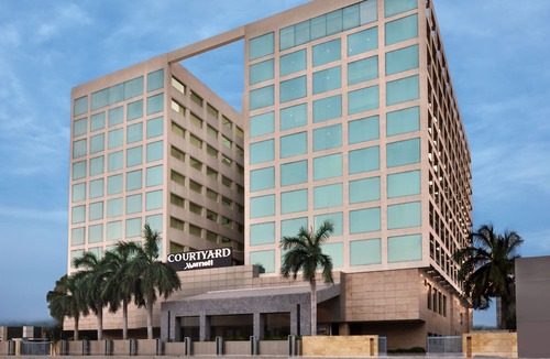 Teynampet Hotel | Courtyard by Marriott Chennai