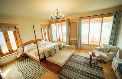 Theog Hostel | KHAAS Luxury Amidst Deodars