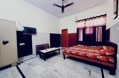 Amritsar House | Royal Oaks Guest House